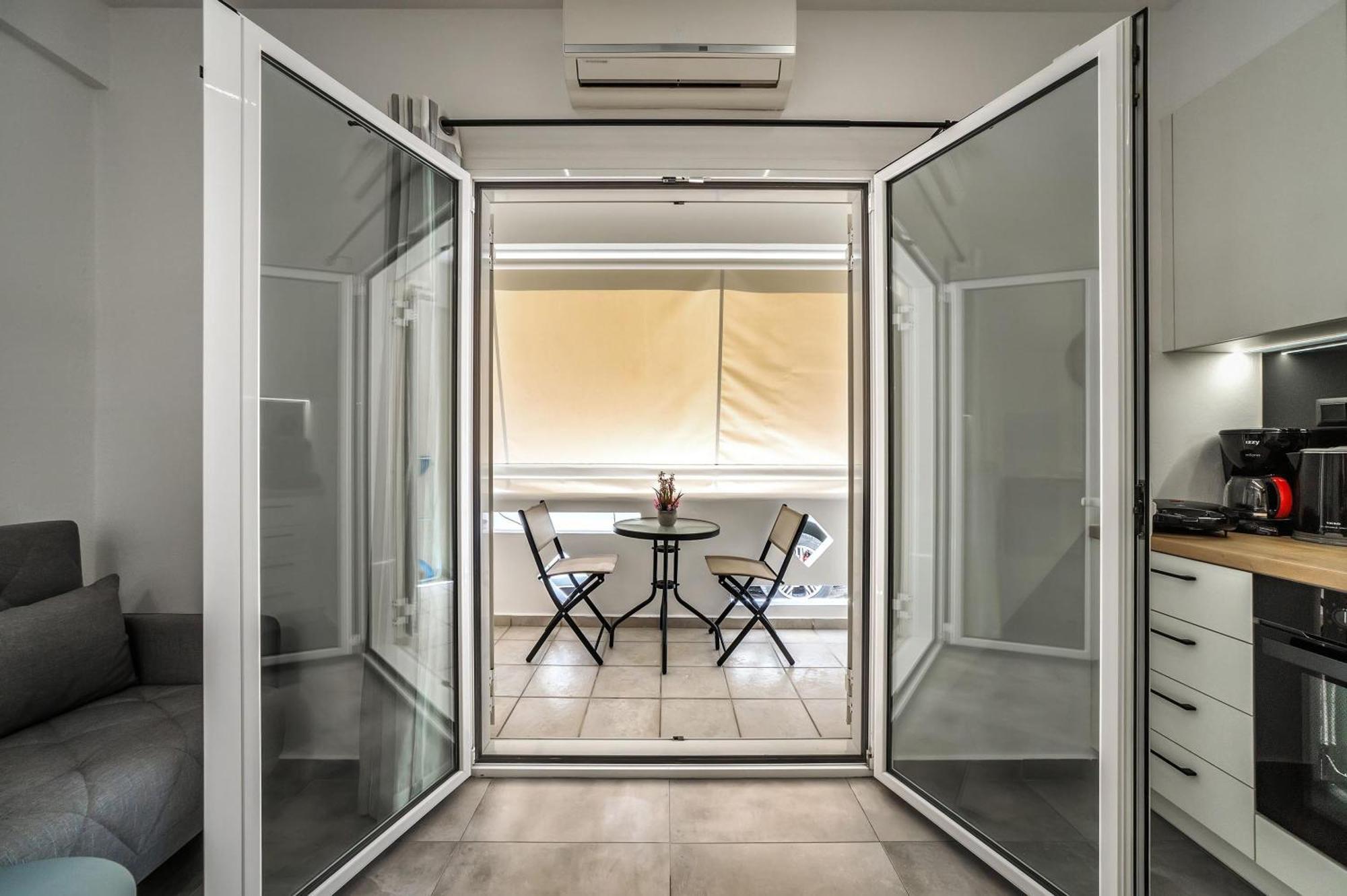 Konstantina's & Nicol's Apartamento